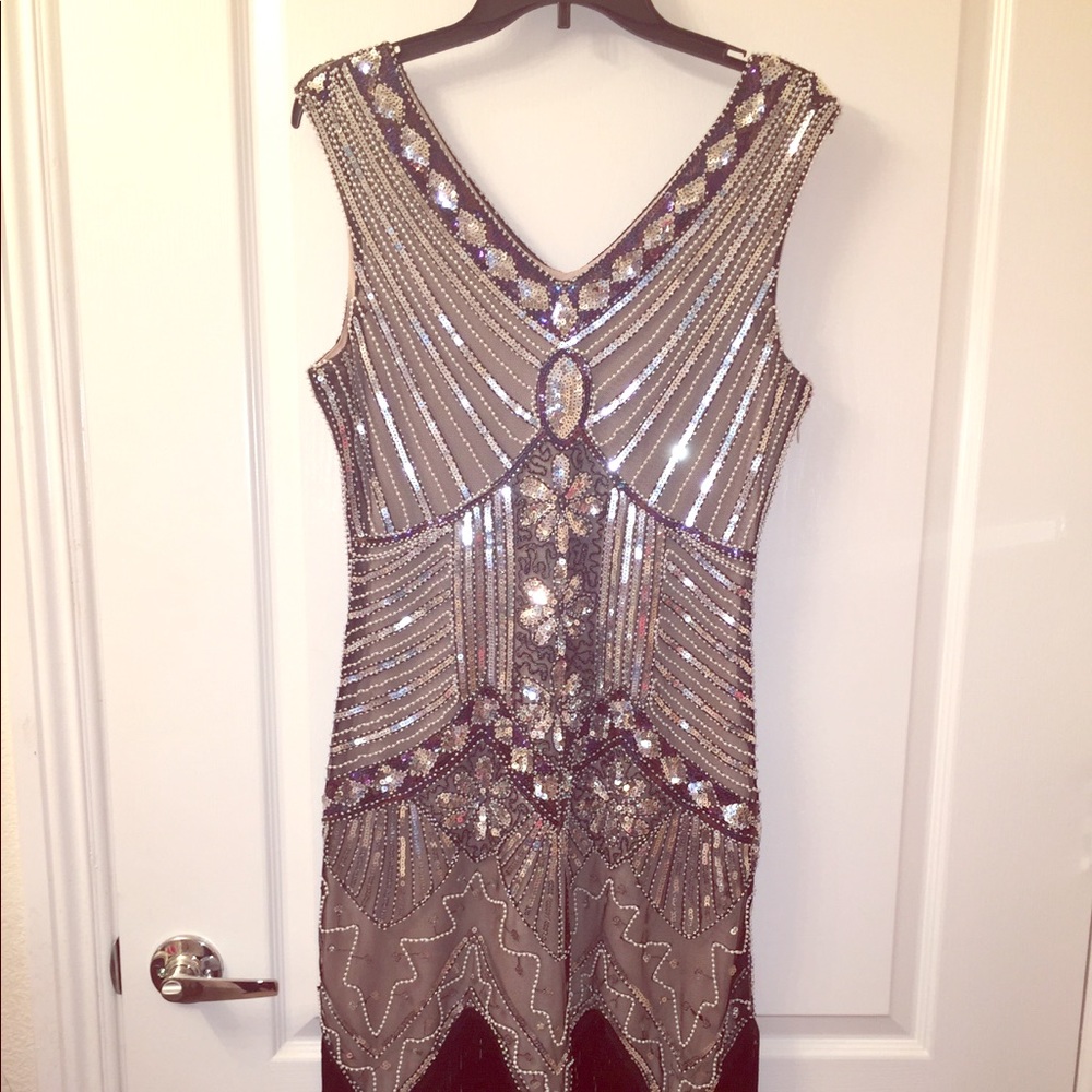 NWOT BEADED FRINGE EVENING DRESS